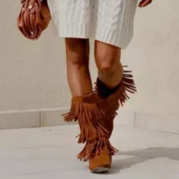 MINNETONKA MOCCASINS BROWN SUEDE 3 LAYER FRINGE SIZE 8 CLASSIC WESTERN - Picture 11 of 12